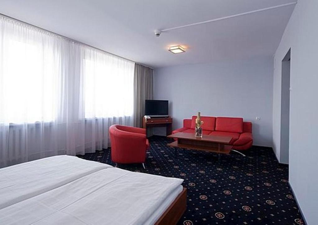 Hotel Naramowice Познань Номер фото